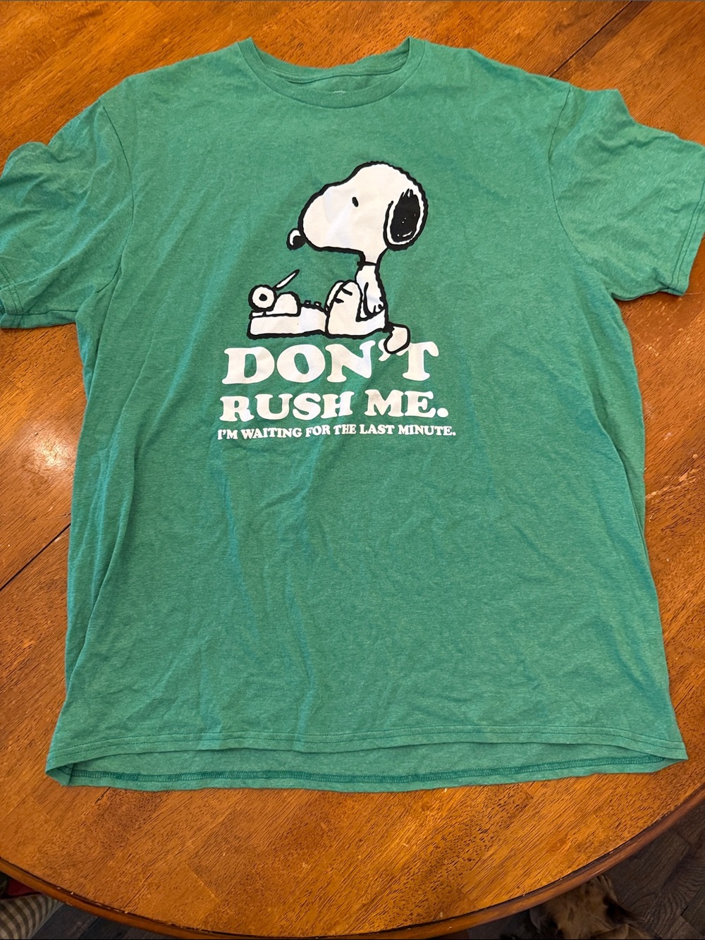 Peanuts Green Snoopy "Don't Rush Me" Short Sleeve Tee xl